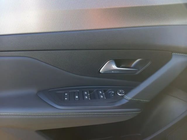 Peugeot 308 EAT8 GT-Line Hybrid