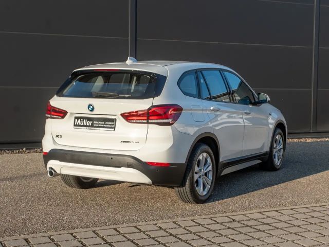 BMW X1 xDrive25eA LED DAB Parkassist SH Navi 1VB Klima