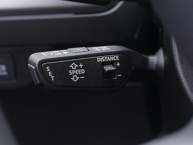 Audi Q4 e-tron SUV 45 e-tron Audi Q4 e-tron