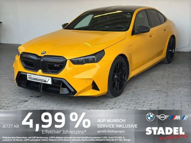 BMW M5 Sedan