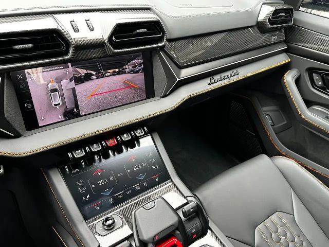 Lamborghini Urus SE *Akrapovic*Carbon-Paket*23"*B&O*Pano*
