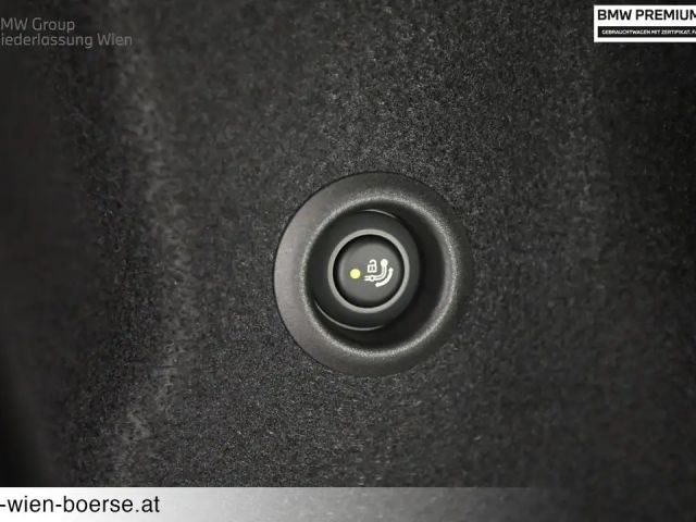 BMW 218 218i Active Tourer