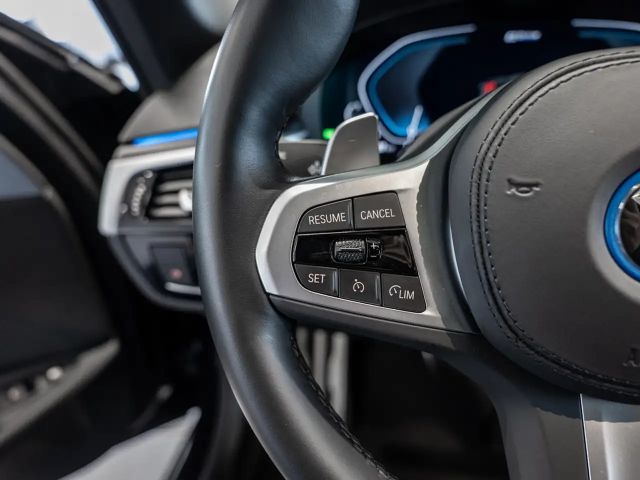 BMW 530 530e M-Sport Touring xDrive