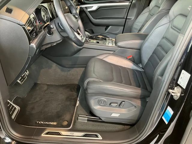 Volkswagen Touareg 4Motion R-Line
