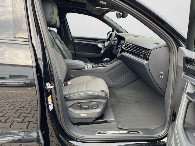 Volkswagen Touareg 4Motion R-Line