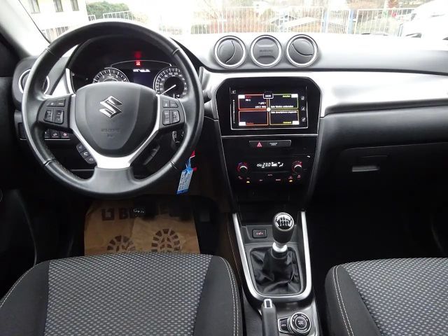 Suzuki Vitara AllGrip GL Hybrid Shine