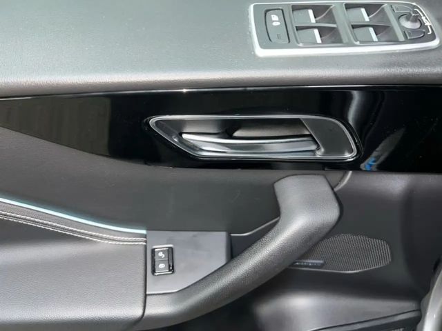 Jaguar F-Pace AWD R-Sport