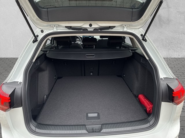 Volkswagen Golf 1.5 TSI Golf VIII Variant