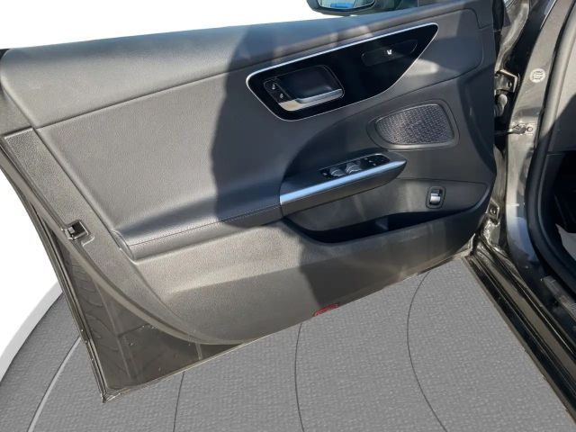 Mercedes-Benz C 220 4MATIC C 220 d Estate