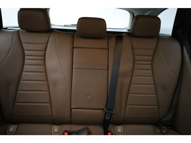 Mercedes-Benz E 400 4MATIC E 400 d Estate