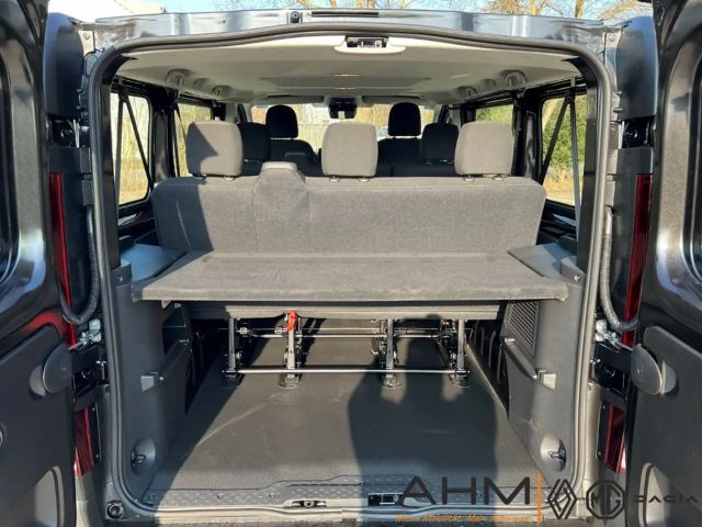 Renault Trafic Blue Combi dCi 150