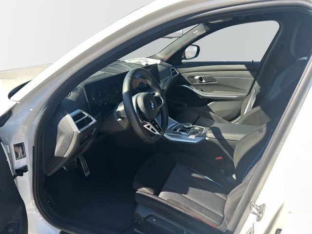 BMW 330 330d M-Sport Touring xDrive