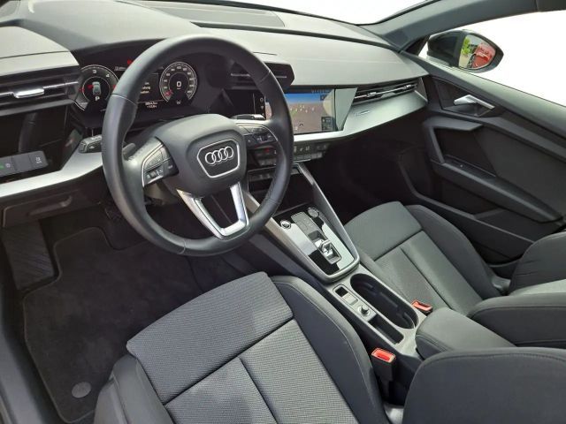 Audi A3 30 TDI Sedan