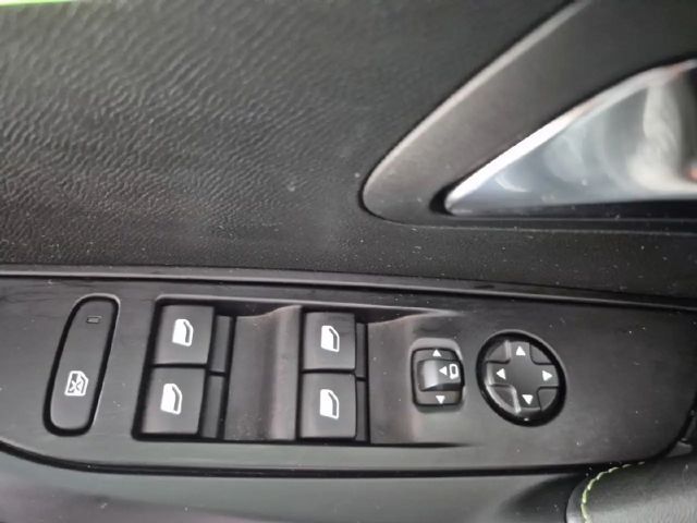 Peugeot 208 GT-Line Hybrid