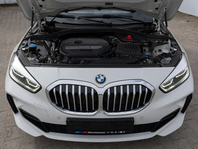 BMW 118 118i M-Sport Sedan