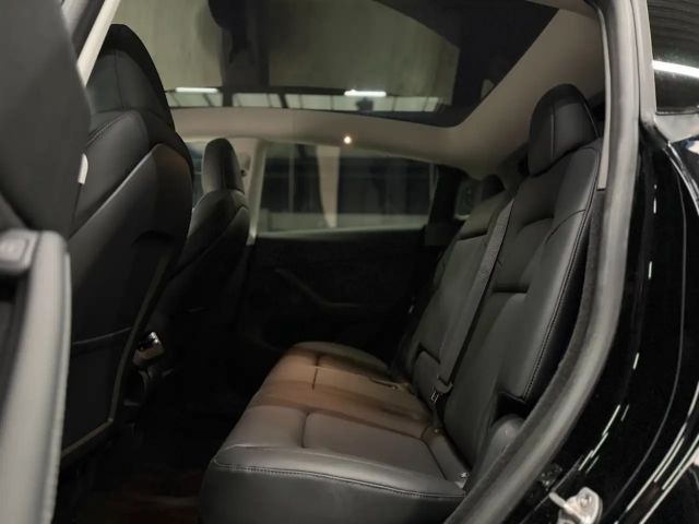 Tesla Model Y Performance