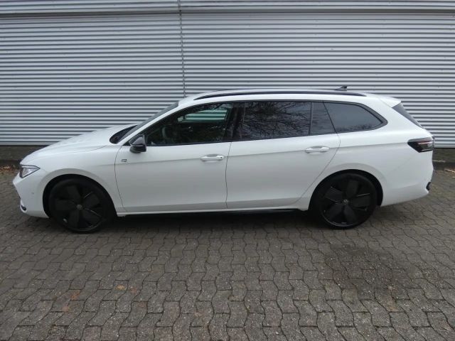 Volkswagen Passat 2.0 TDI DSG R-Line Variant