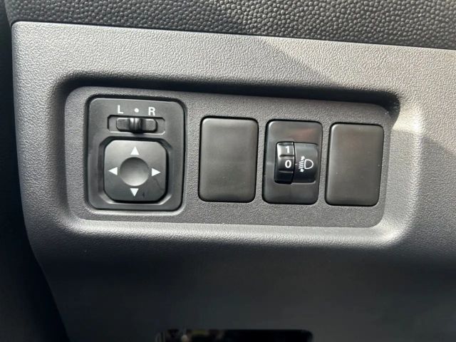 Mitsubishi Space Star Star