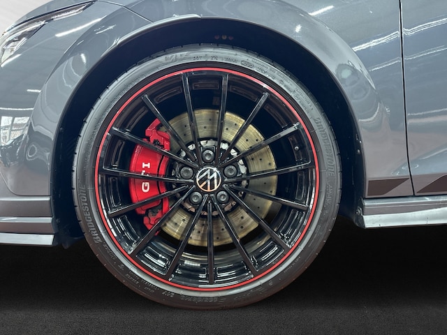 Volkswagen Golf 2.0 TSI DSG