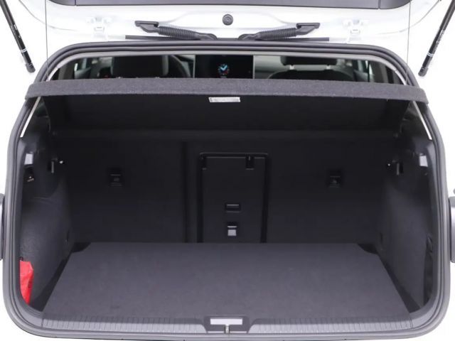 Volkswagen Golf 1.5 eTSI DSG Golf VIII