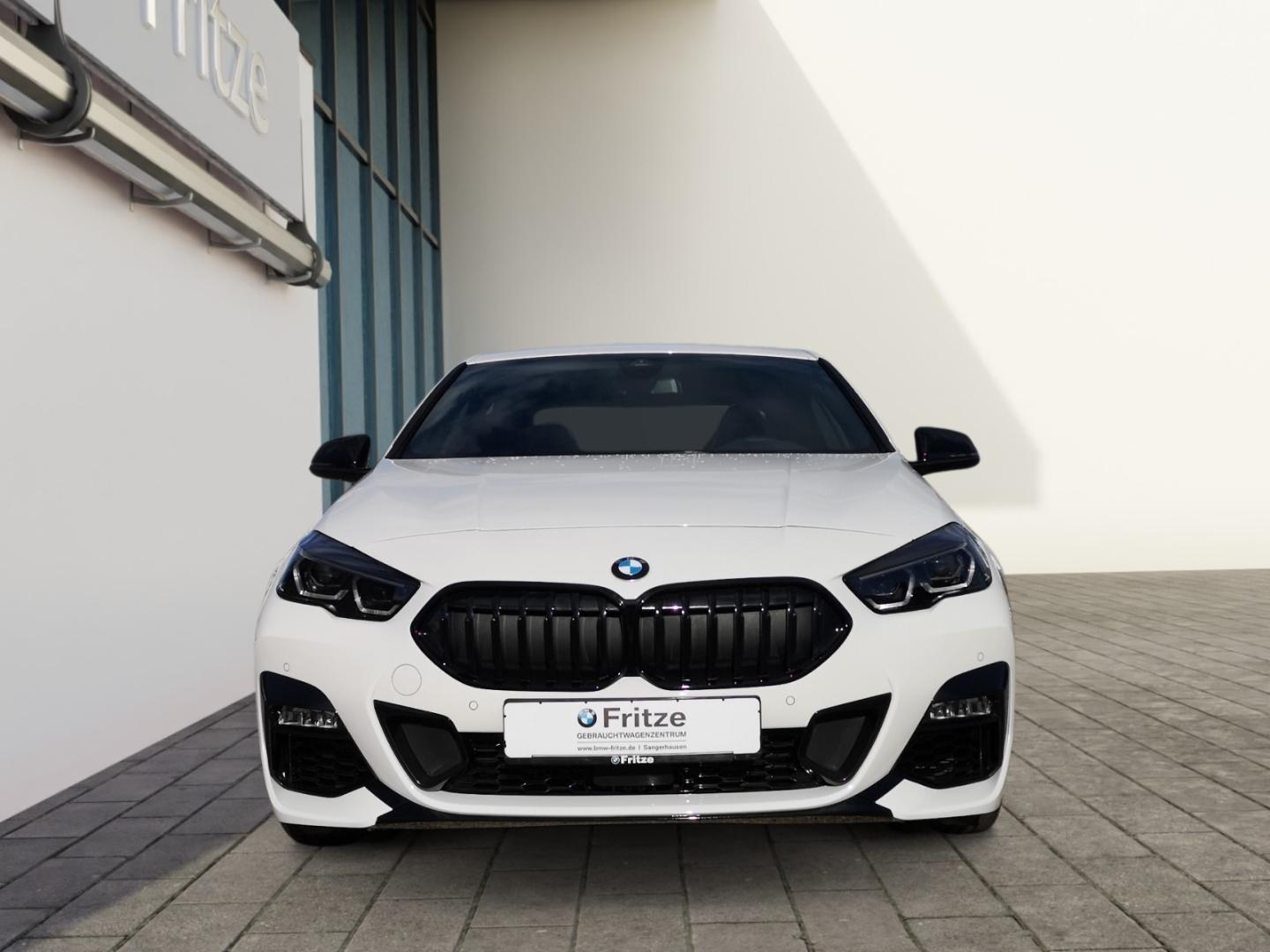 BMW 220 220i Coupé Gran Coupé Sedan