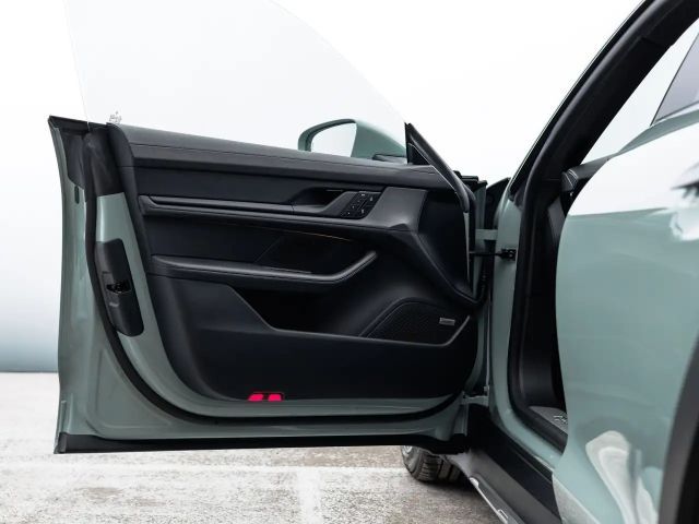 Porsche Taycan 4 Cross Turismo