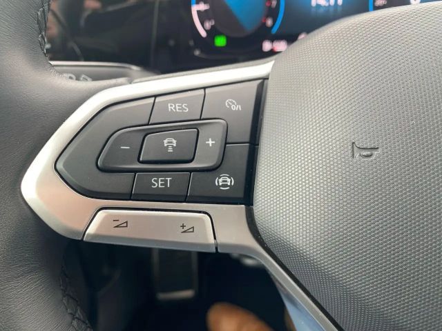 Volkswagen Golf 1.0 TSI Golf VIII Move