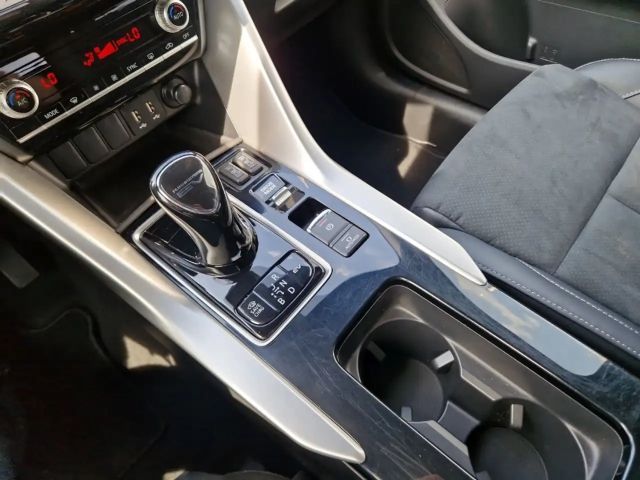 Mitsubishi Eclipse Cross PHEV