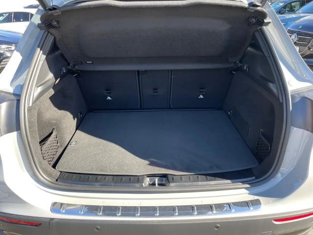 Mercedes-Benz GLA 220 4MATIC AMG Line