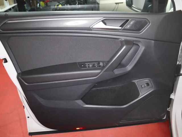 Volkswagen Tiguan Allspace DSG R-Line Style