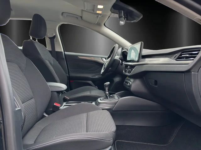 Ford Focus Titanium Wagon