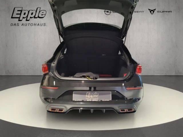 Cupra Leon e-HYBRID Sportpaket Navi Rückfahrkamera LED  ACC