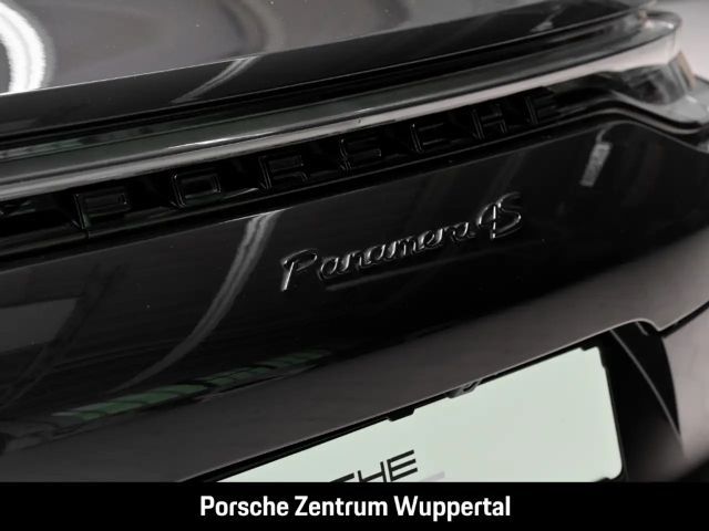 Porsche Panamera 4S