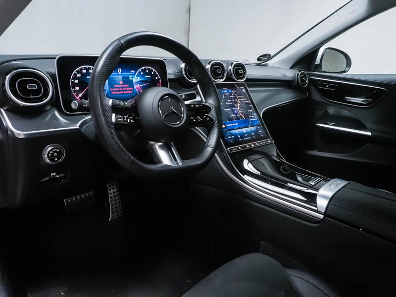 Mercedes-Benz C 200 AMG Line Sedan