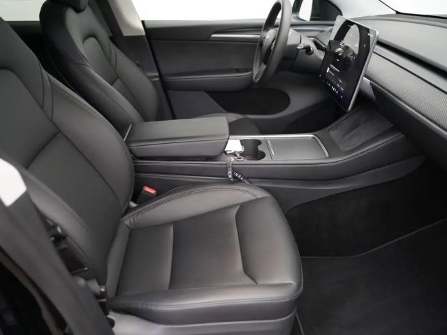 Tesla Model Y Performance