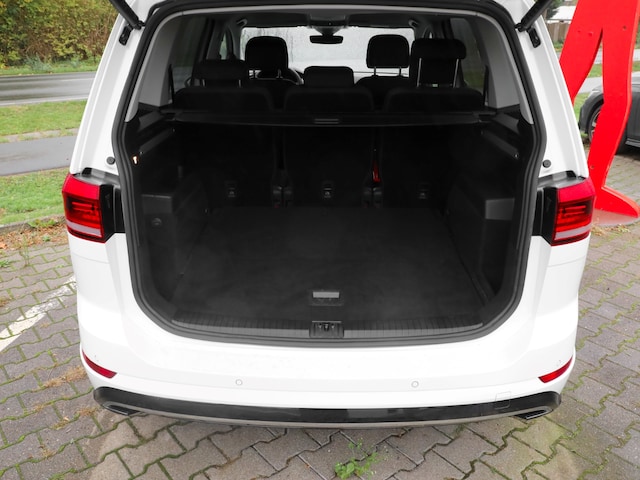 Volkswagen Touran DSG IQ.Drive R-Line
