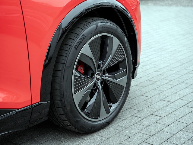 Audi Q6 e-tron Quattro