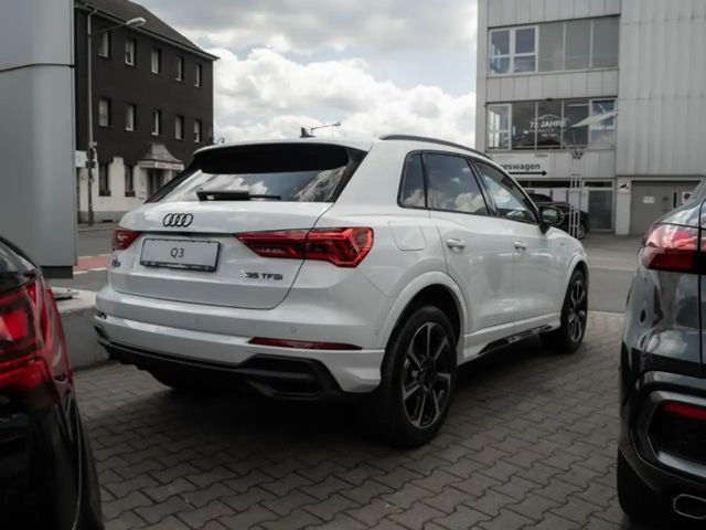 Audi Q3 35 TFSI Business S-Line S-Tronic