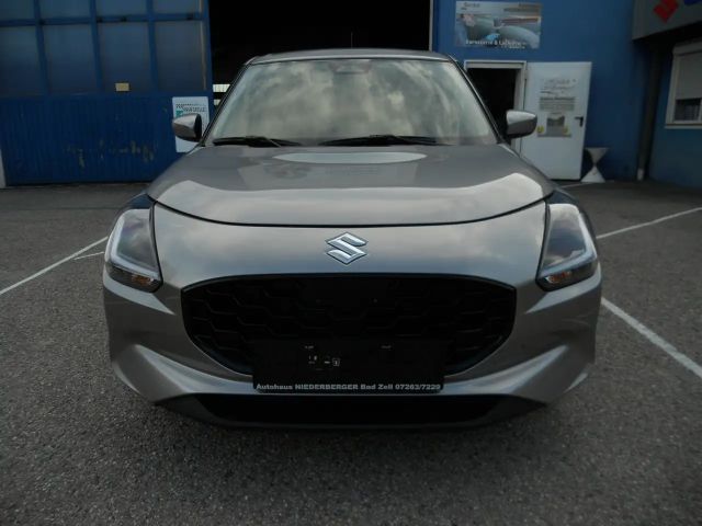 Suzuki Swift Hybrid Shine