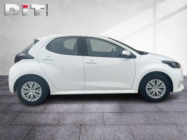 Toyota Yaris Business Hybride