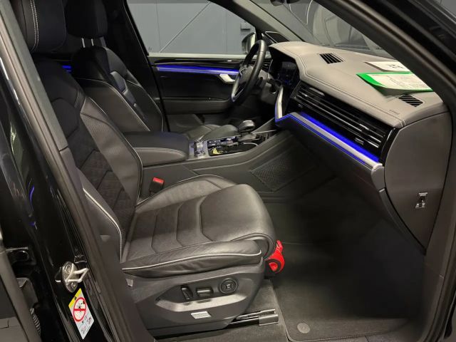 Volkswagen Touareg R-Line Style