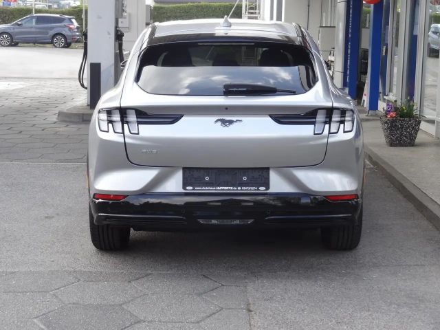 Ford Mustang Mach-E AWD