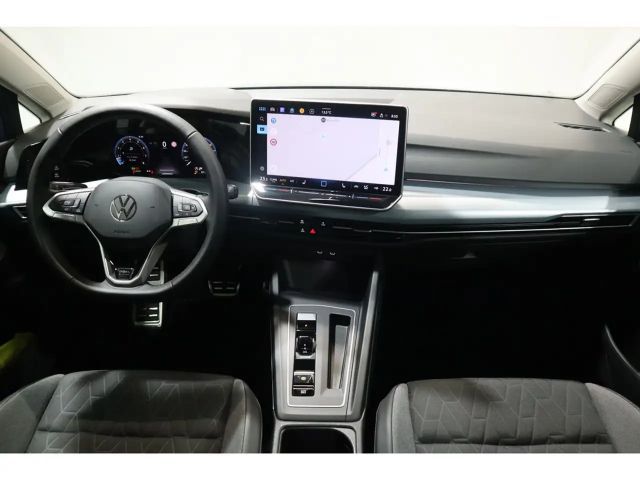 Volkswagen Golf 1.5 eTSI Golf VIII