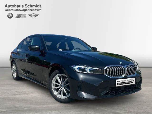 BMW 320 320d M-Sport Sedan xDrive