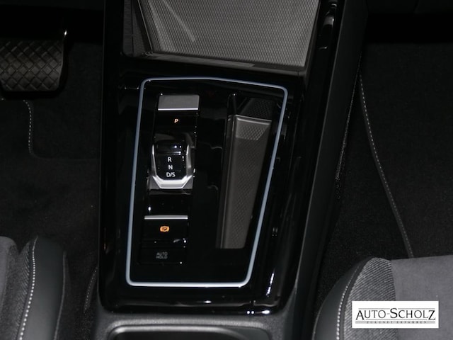 Volkswagen Golf DSG Style Variant