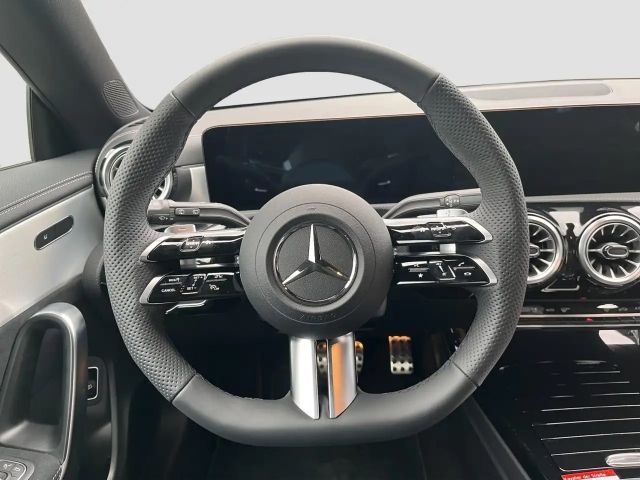 Mercedes-Benz CLA 200 AMG Line Shooting Brake