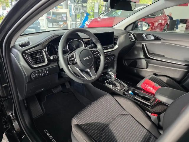 Kia Ceed Ceed Ultimate Edition Automatik Navi Kamera JBL