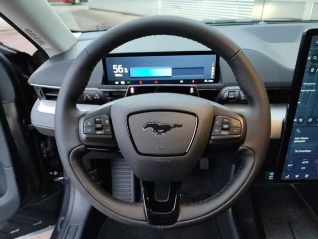 Ford Mustang Mach-E NAVI Klimaaut RFK SHZ FSH Digitales Cockpit Sounds