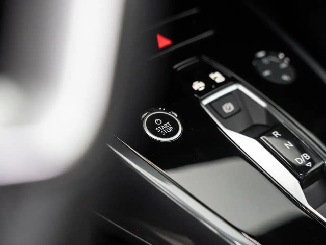 Audi Q4 e-tron Q4 45 e-tron Matrix/Pano/AHK/ACC/SONOS/uvm.