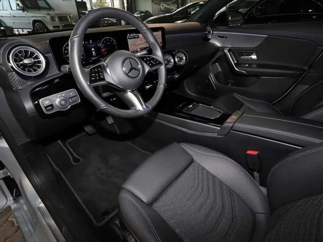 Mercedes-Benz CLA 180 Coupé